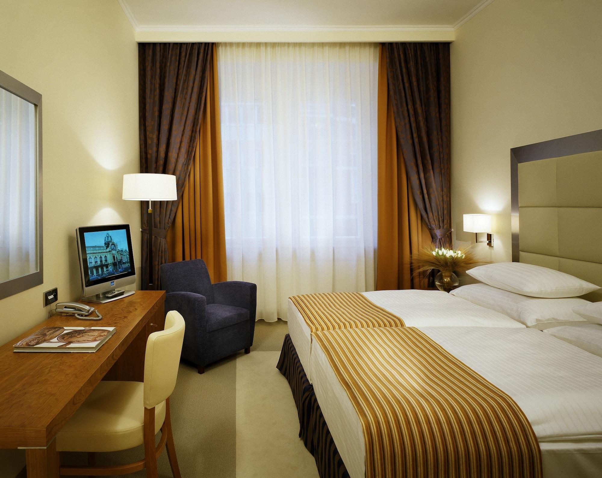 Design Merrion Hotel Praha Eksteriør bilde